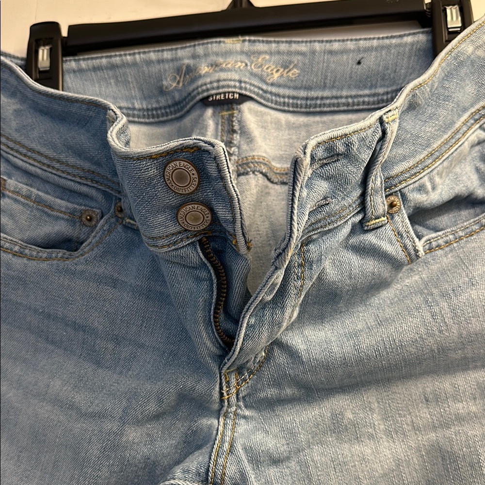 Women's American Eagle Jeans - Picture 3 of 8